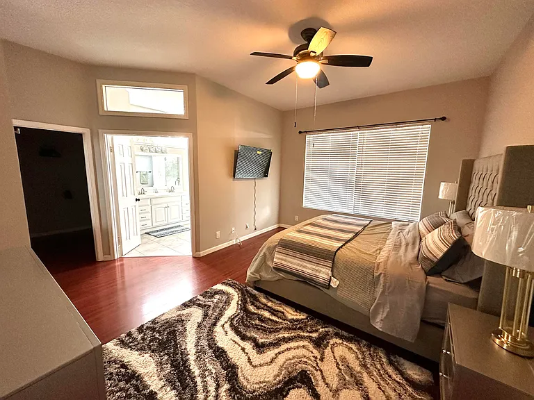 1000 Lake Breeze Dr — Photo 9