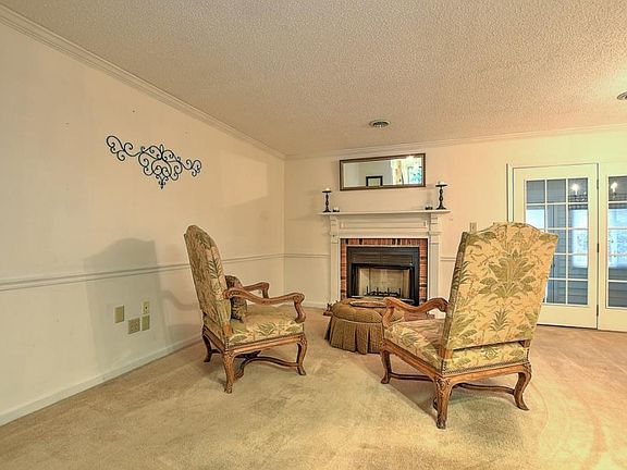 4th image of 400 Sunset Dr #K54