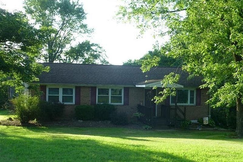 1st image of 423 Reitnour Rd E