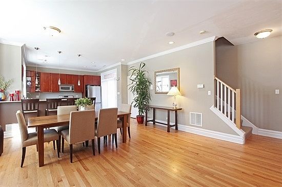 4th image of 5115 N Damen Ave APT A