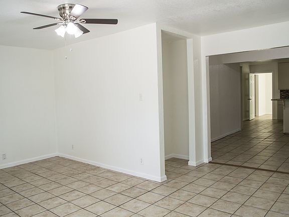 5th image of 4833 Gabriel Dr