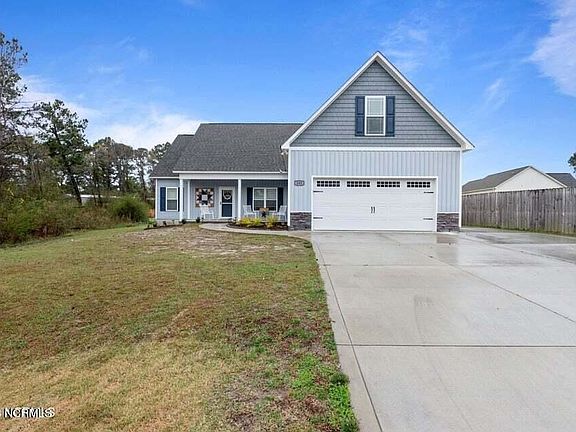 4th image of 202 Buckeye Ct N