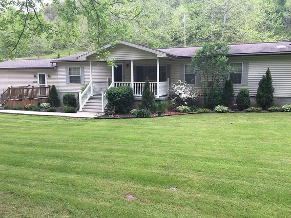 401 Douglas Run Rd, West Union, WV 26456