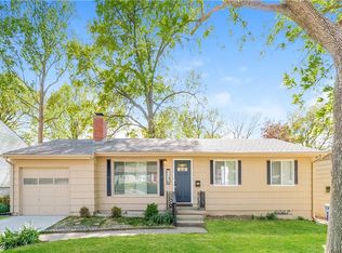 7136 Robinson St, Overland Park, KS 66204