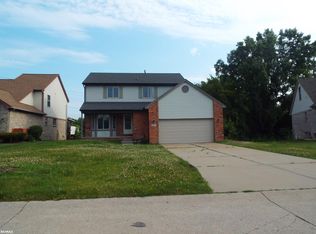 12795 Seventeen Mile Rd, Sterling Heights, MI 48313