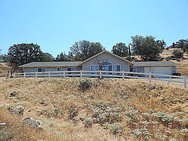 1st image of 39706 Lilley Mountain Dr