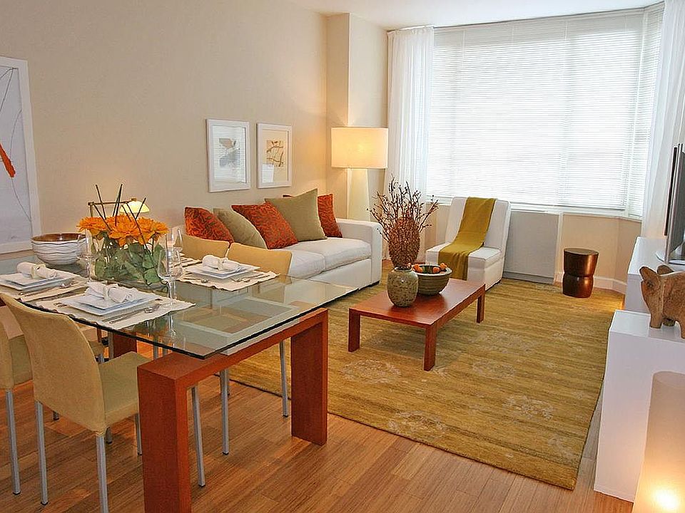 1st image of 320 W 38th St APT 620