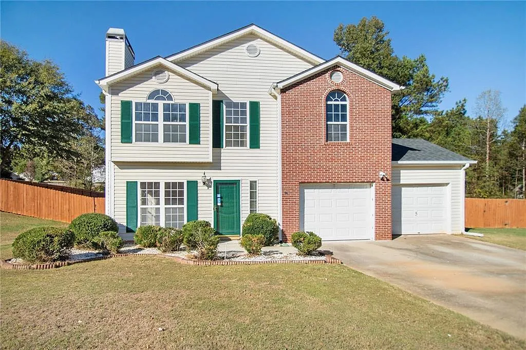 125 Windsor Cir photo 1