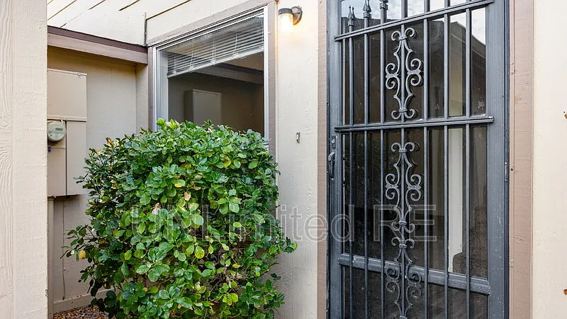 2 bed, 1.5 bath, 1280 sqft, $1,500 — Photo 3