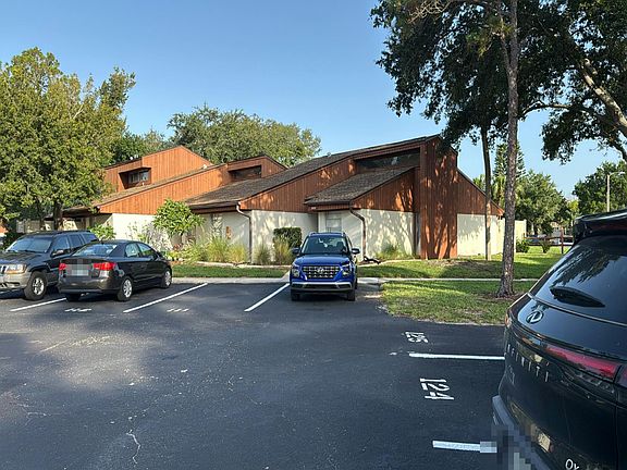 5th image of 2072 Sunset Point Rd