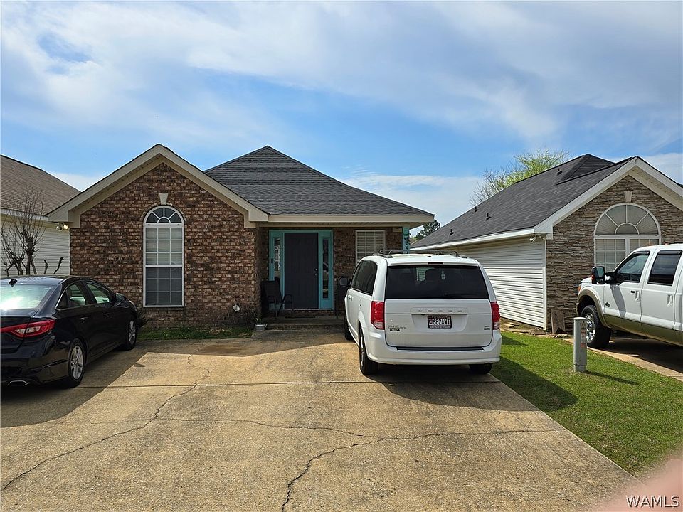 1st image of 2405 Starlight Dr