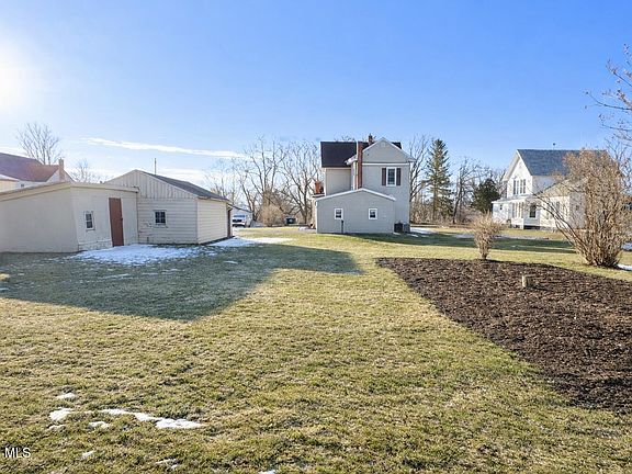 4th image of 124 Auriesville Road