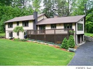 1610 Whiting Rd, Memphis, NY 13112