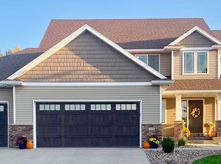 1735 Echo Ridge St SW, Rochester, MN 55902