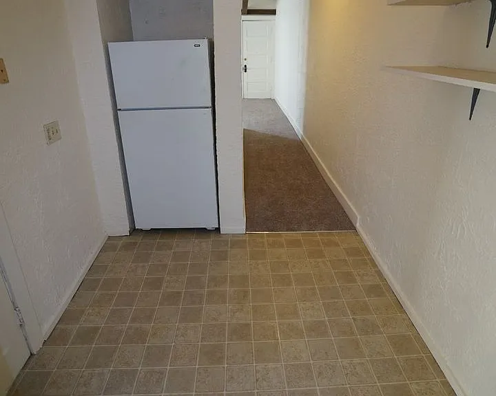 17 S Hancock St — Photo 29