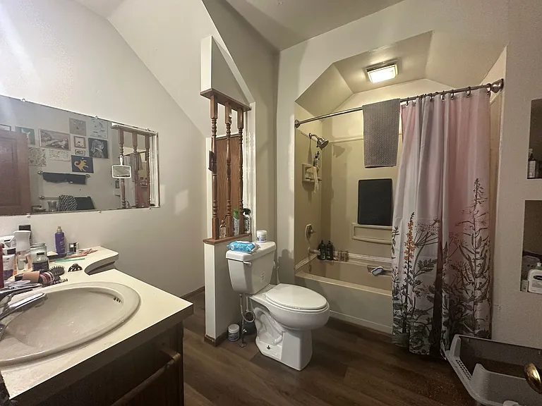524 E Main St — Photo 9