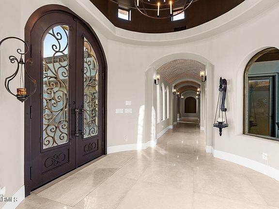 5th image of 8535 E REGINA Circle