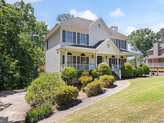 2nd image of 106 Eagle Ridge Dr