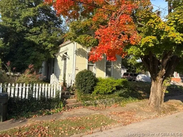 77 E 13th Street, New Albany, IN 47150
