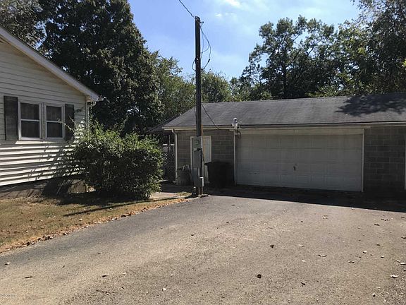 2nd image of 191 Holsclaw Hill Ct