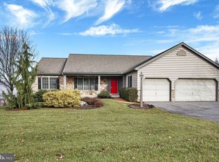 657 Campbell Rd, York, PA 17402