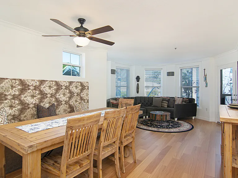 1970 Columbia St #406 — Photo 24