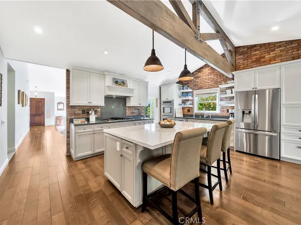 25011 Katie Ave, Laguna Hills, CA 92653