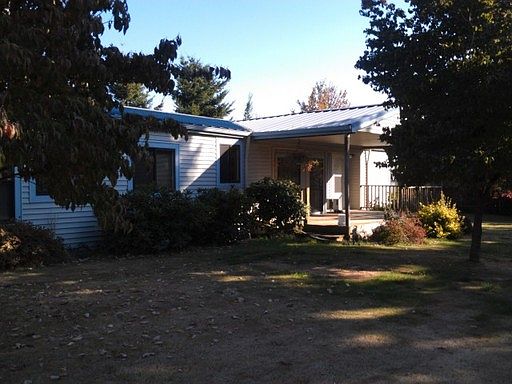 3rd image of 3001 NW 117th Cir