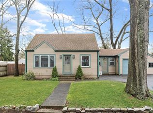144 Inman Ave, Warwick, RI 02886