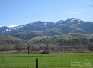 24774 Moon Creek Rd, Mount Vernon, OR 97865
