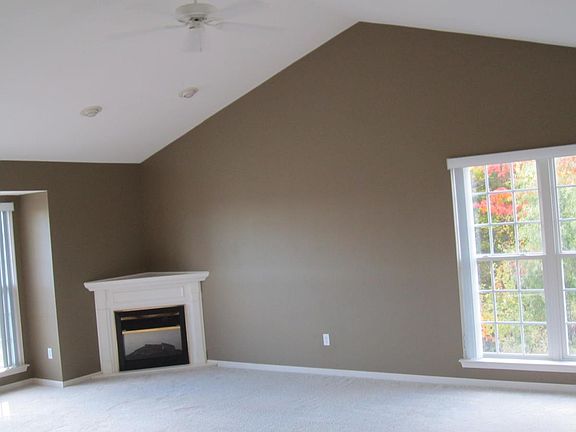 4th image of 51847 Adler Park Dr E
