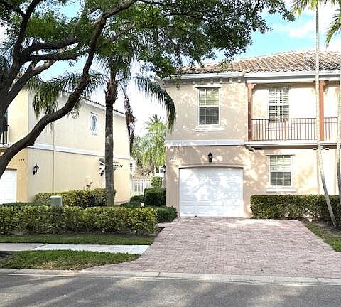 3rd image of 142 Santa Barbara Way
