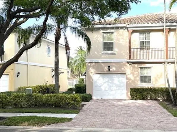 142 Santa Barbara Way, Palm Beach Gardens, FL 33410
