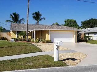 1237 Granada Blvd, Naples, FL 34103