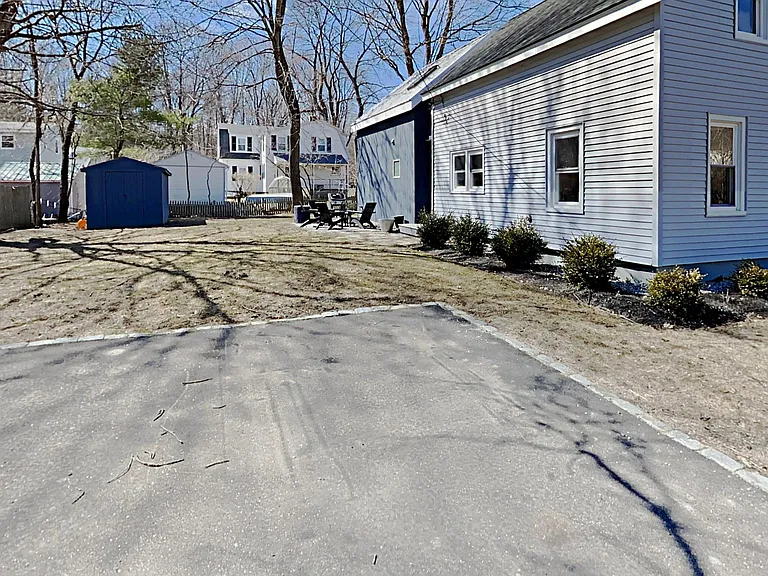15 Bates St — Photo 28