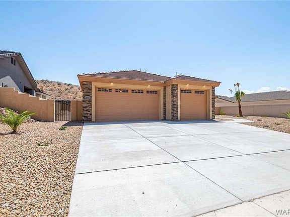 2nd image of 2832 Enclave Dr