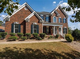 9902 Hillspring Dr, Huntersville, NC 28078