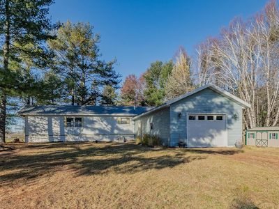 7218 Garbrecht Rd, Oconto Falls, WI, 54154