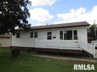 1214 N Elmwood Ave, Davenport, IA 52804