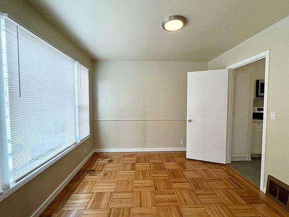 5th image of 2370 41st Ave