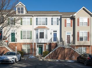 33 Harbour Heights Dr, Annapolis, MD 21401