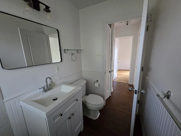 2904 Wolcott St — Photo 12