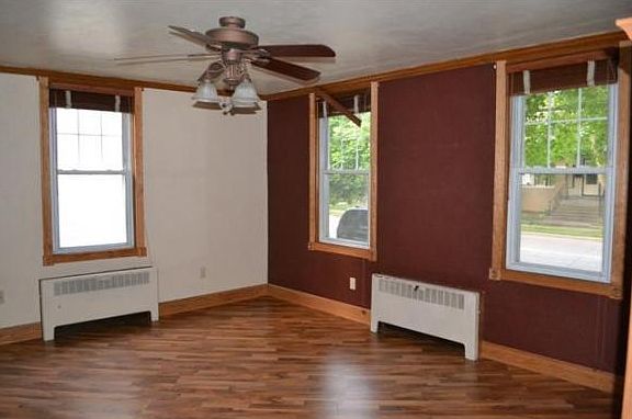 2nd image of 306 S Park Ave