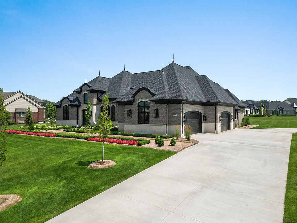 61570 Cotswold Dr, photo 5
