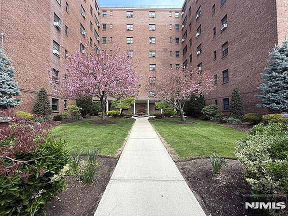 2nd image of 208 Anderson Street #S7C