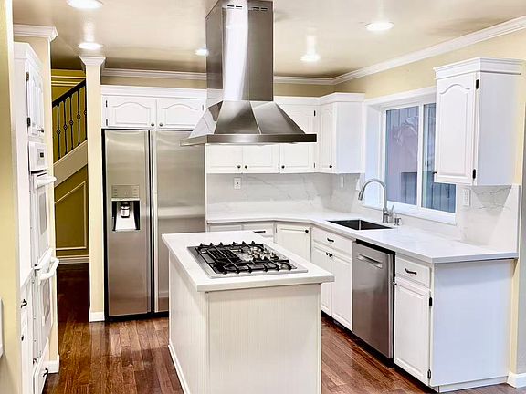 5th image of 24052 NE 53rd Pl