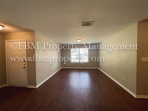 4th image of 1512 & 1514 Drexal Dr #1512