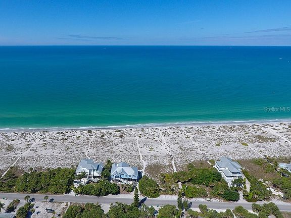 4th image of 511 N Gulf Blvd