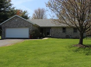 882 Pearl Street Rd, Belvidere, IL 61008