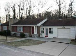 501 Forest Rd, Huntington, WV 25705
